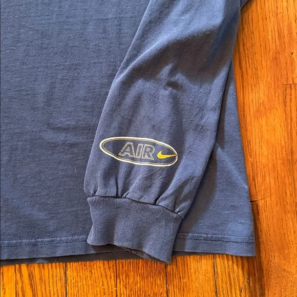 90’s Nike Vintage Long Sleeve T-Shirt - Picture 4 of 10
